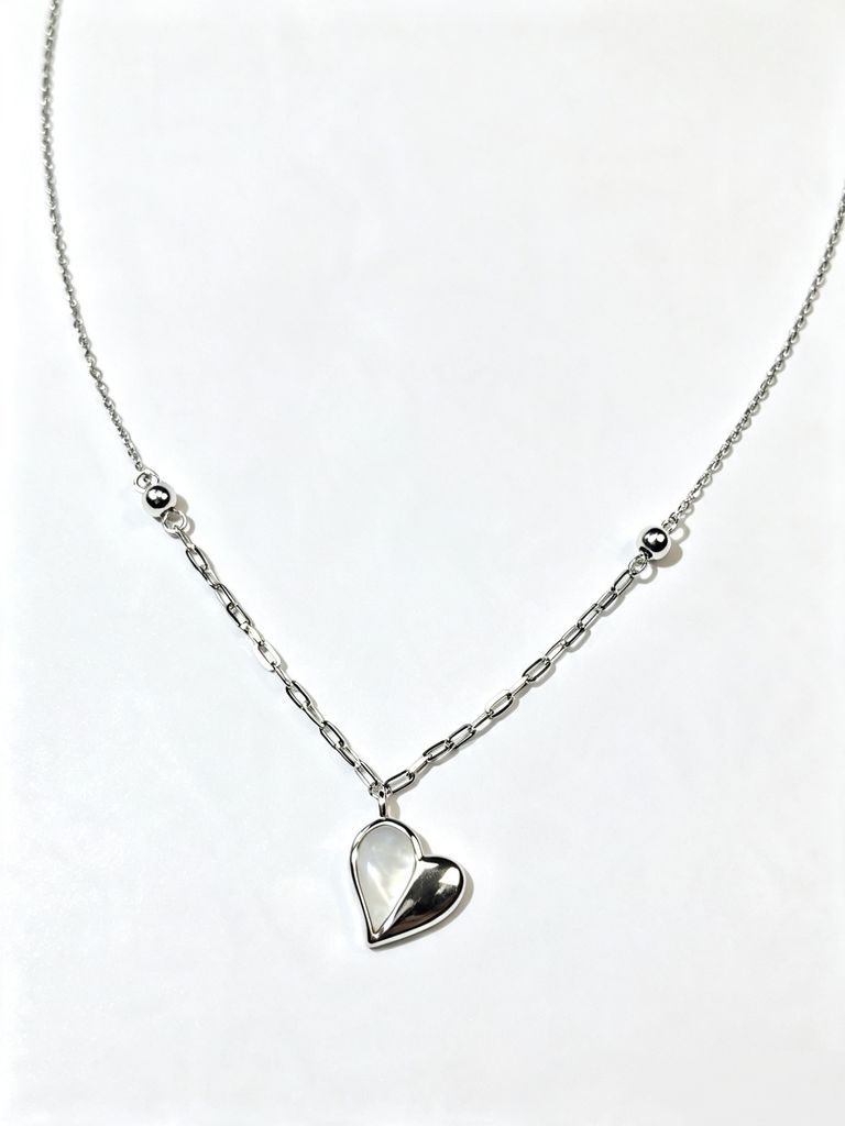 Collar de plata en forma de corazón y dos tonos 2