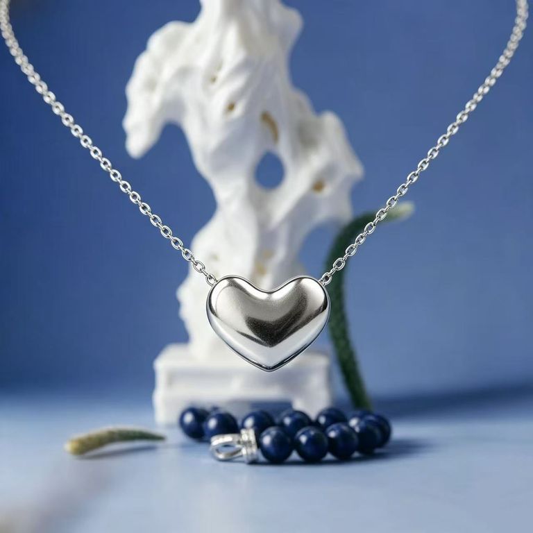 Heart Pendant Necklace 3