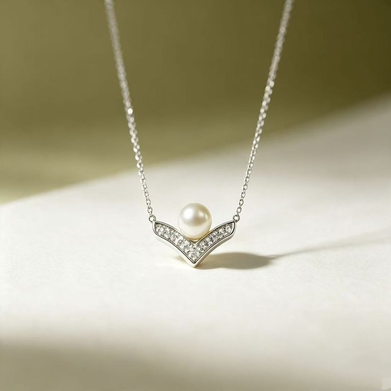 V-shaped pearl necklace 2