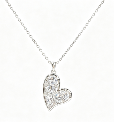 Vintage Cut-out Heart Necklace 4